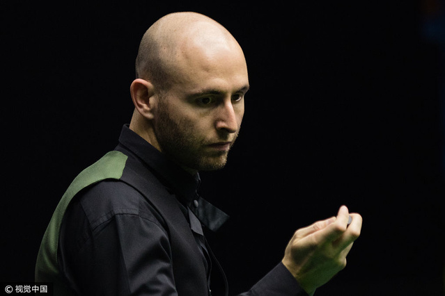 但近年来他 但近年来他