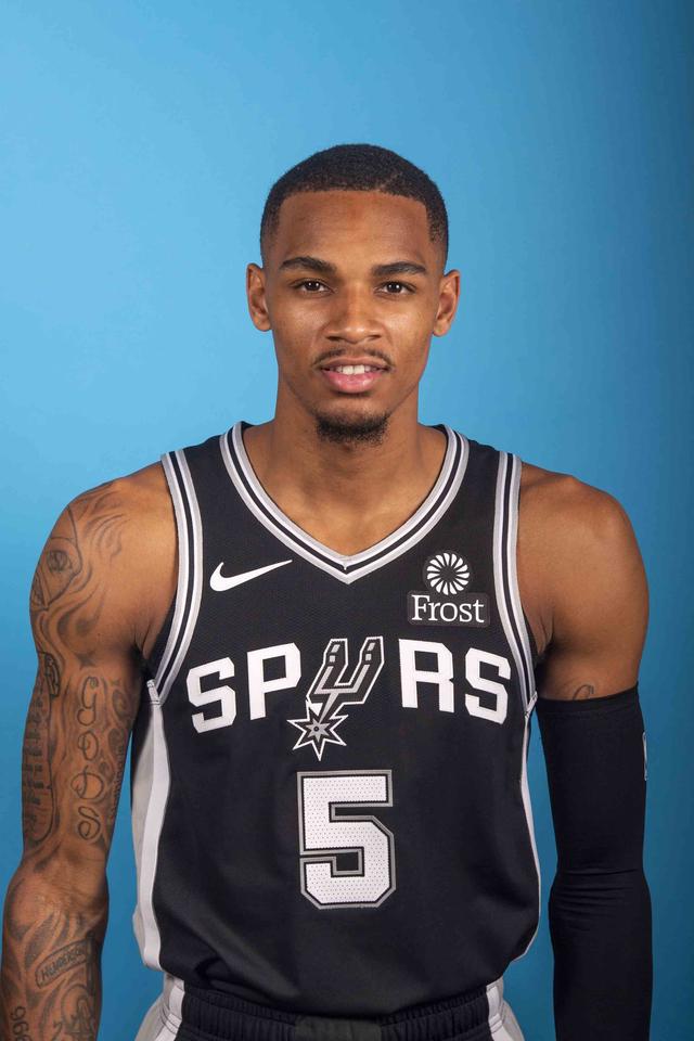 也是品牌修 也是品牌修